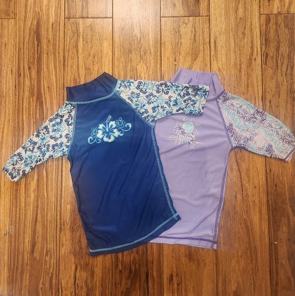 UV Skinz 2 Sun Shirts 3T Kids - Picture 1 of 4